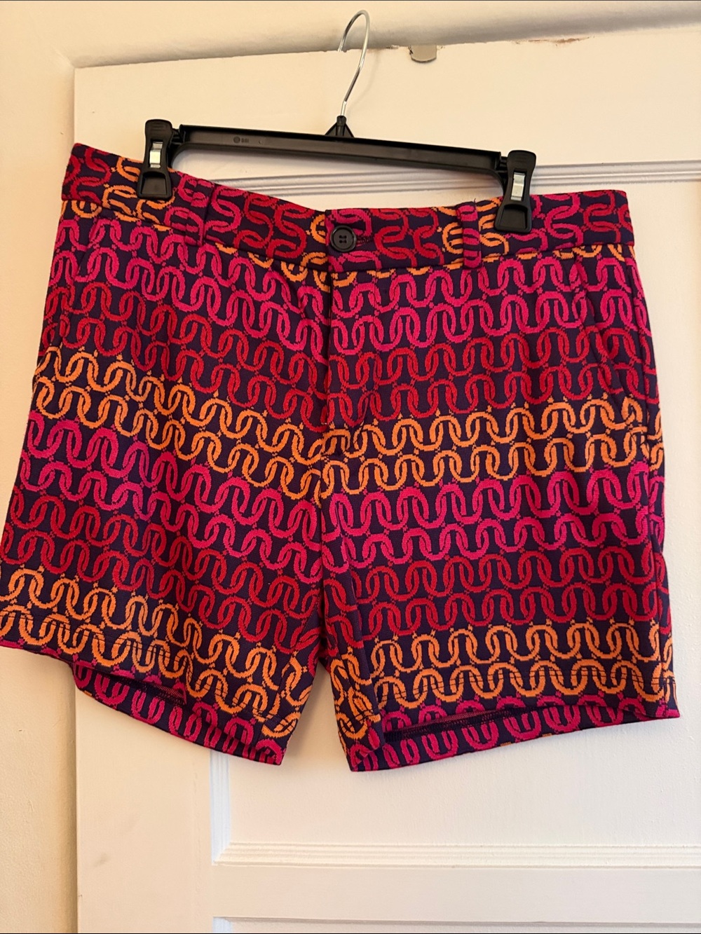 Men's Flat Front Shorts in Pink & Orange Chain Pattern